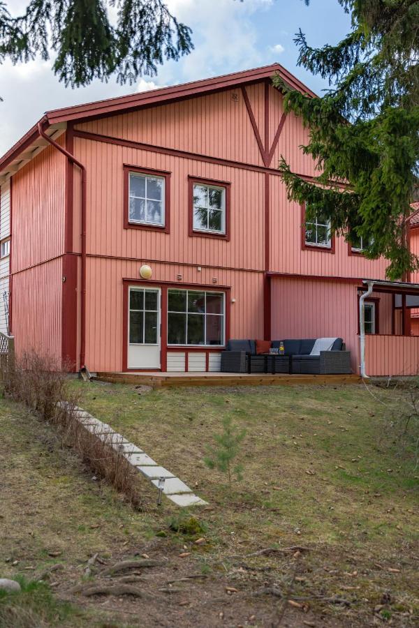 Uppsala Large Family Home Beside Forest Exterior photo